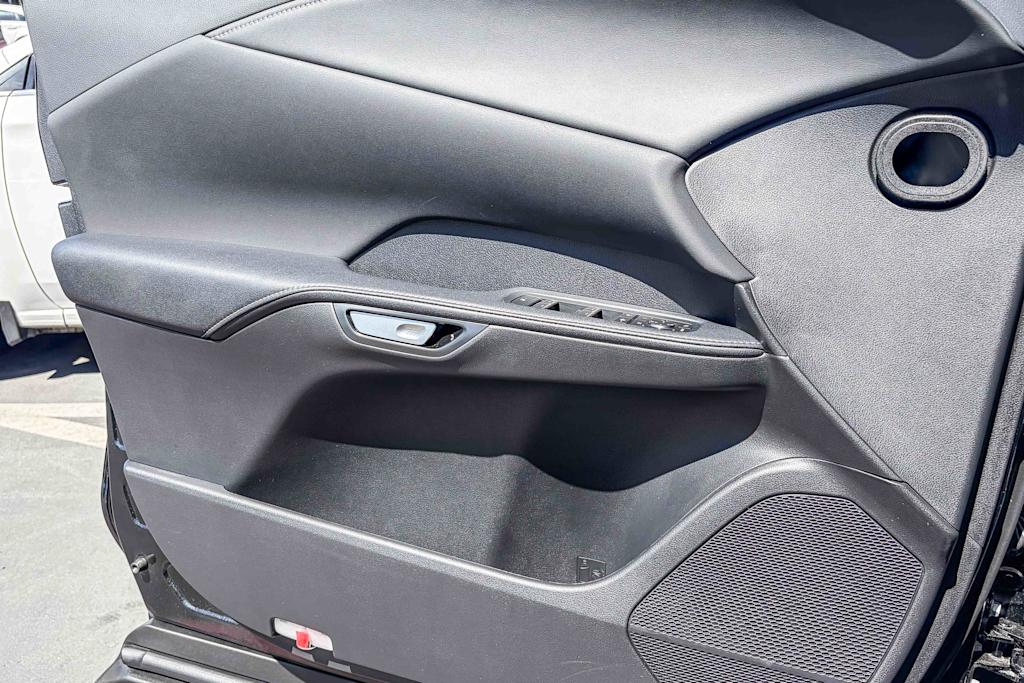 Thumbnail: 2025 Lexus RX - 22