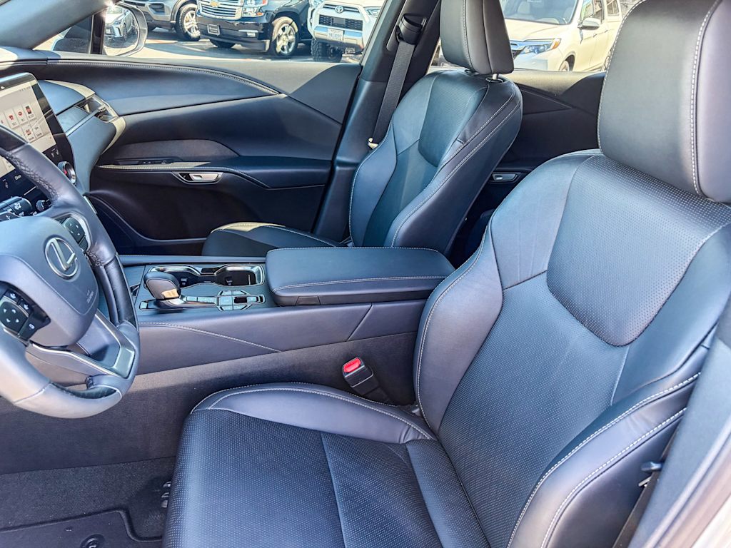 Thumbnail: 2023 Lexus RX - 11