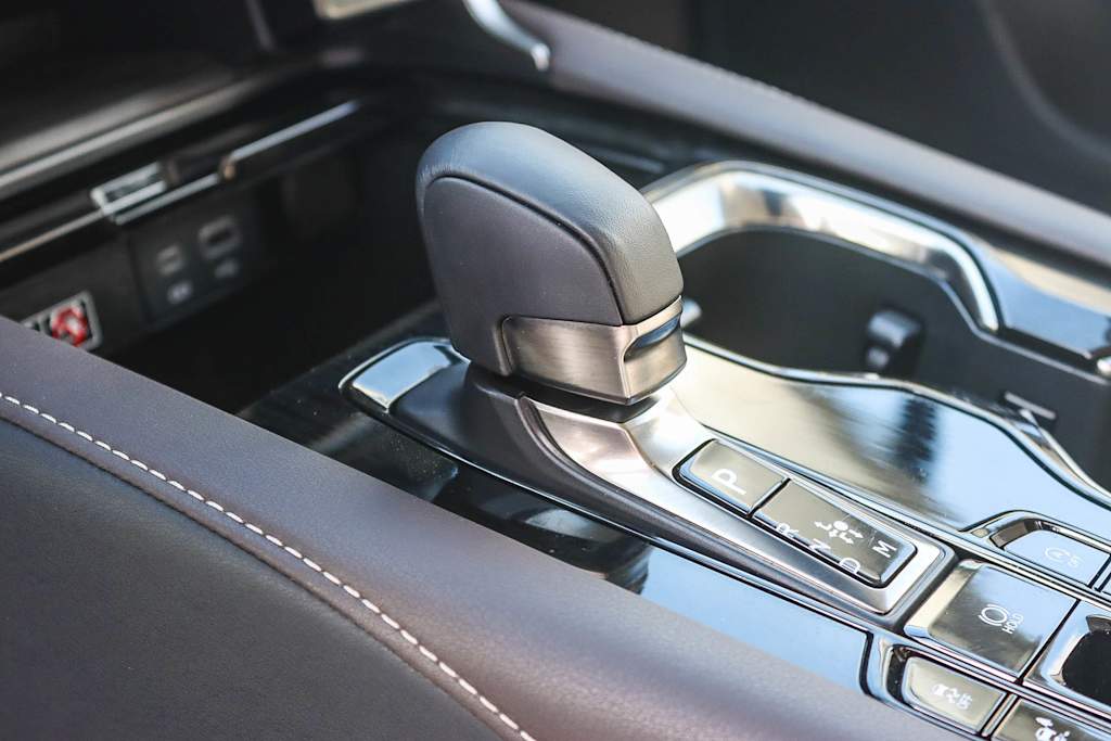 Thumbnail: 2023 Lexus RX - 14