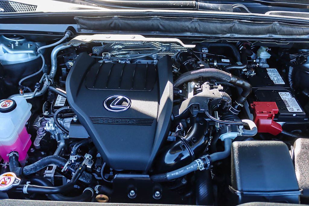 Thumbnail: 2023 Lexus RX - 7