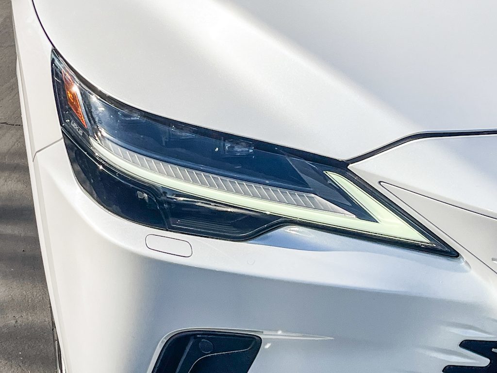 Thumbnail: 2023 Lexus RX - 18