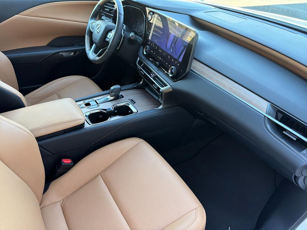 Thumbnail: 2023 Lexus RX - 12