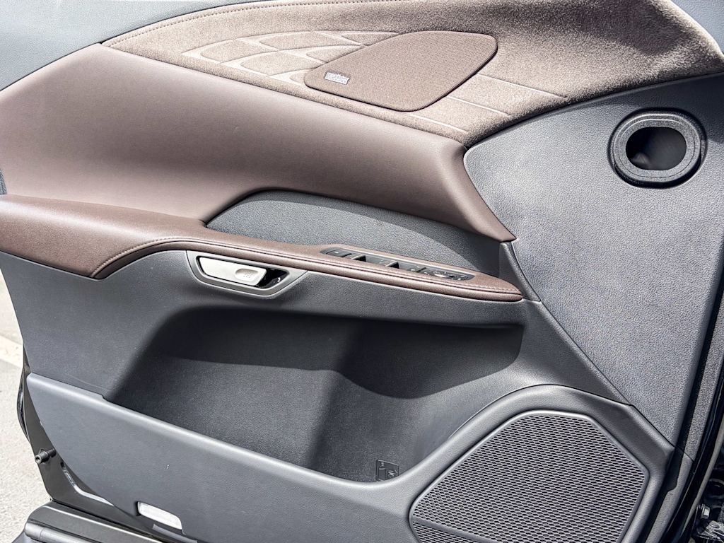 Thumbnail: 2024 Lexus RX - 22