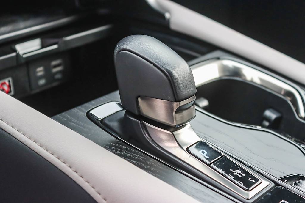 Thumbnail: 2024 Lexus RX - 13