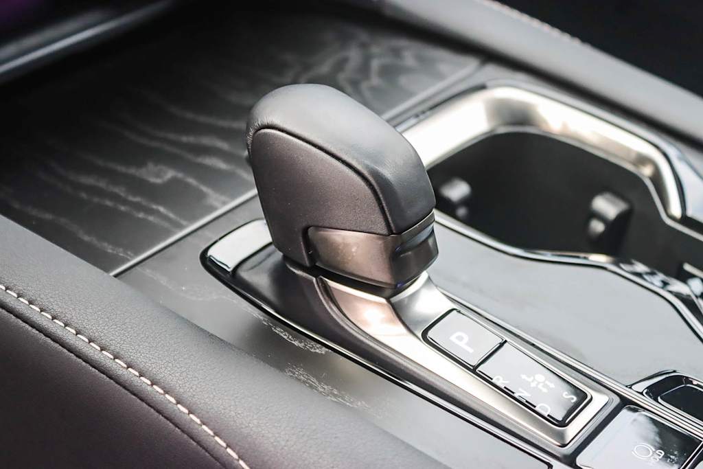 Thumbnail: 2025 Lexus RX - 13