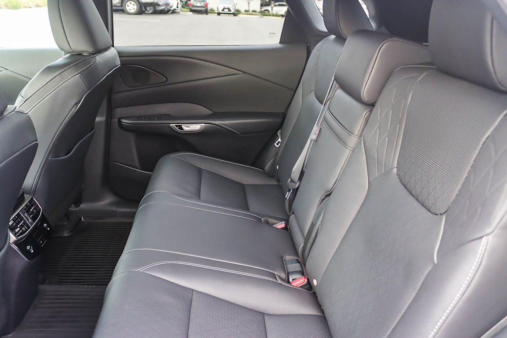 Thumbnail: 2025 Lexus RX - 11