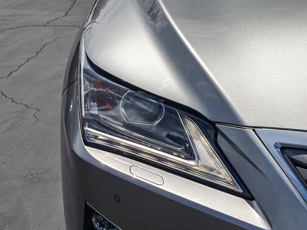 Thumbnail: 2018 Lexus RX - 18