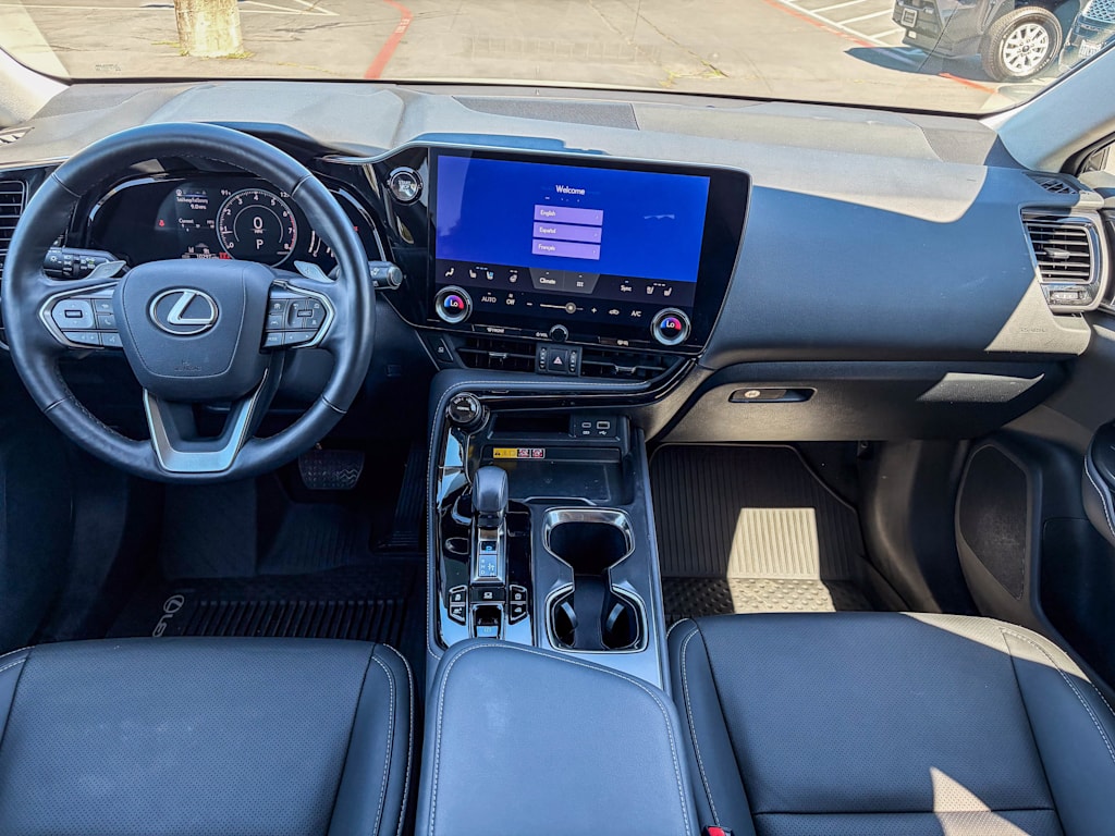 Thumbnail: 2025 Lexus ES - 2