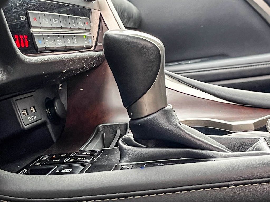 Thumbnail: 2020 Lexus RX - 25