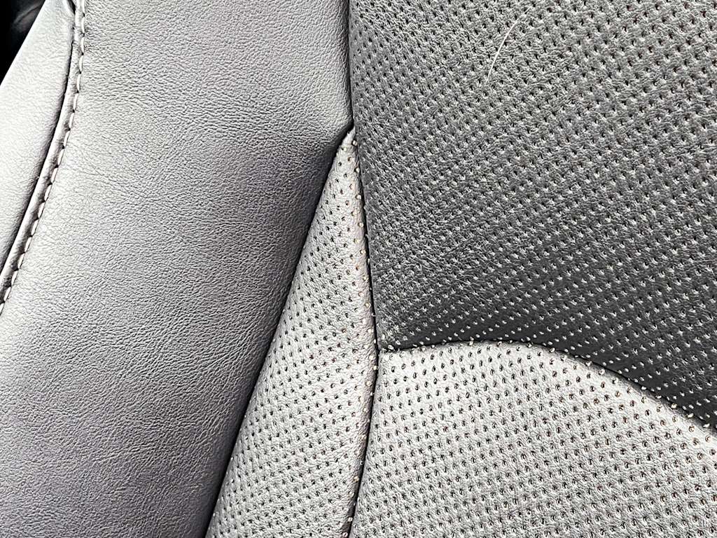 Thumbnail: 2020 Lexus RX - 27