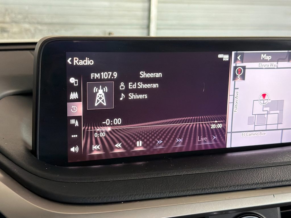 Thumbnail: 2020 Lexus RX - 14