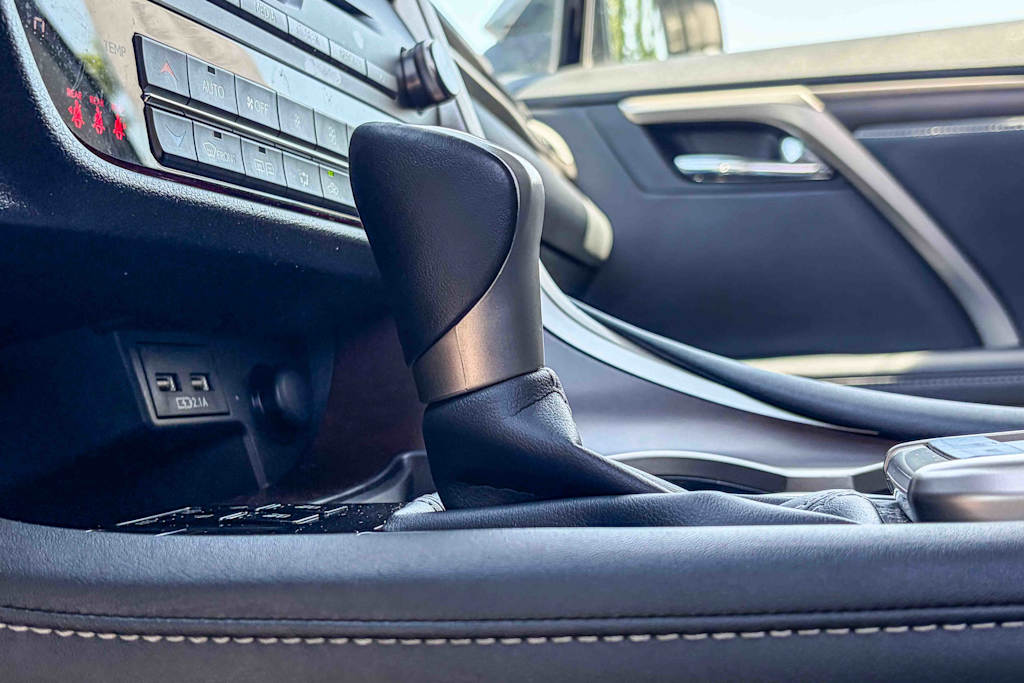 Thumbnail: 2021 Lexus RX - 25