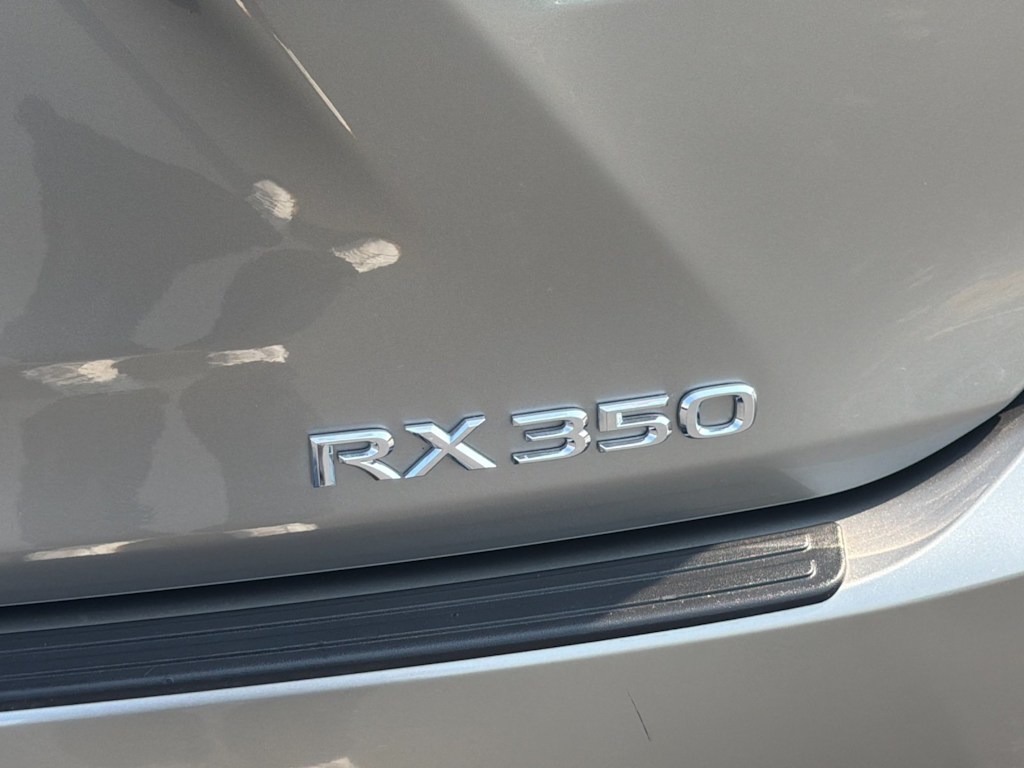 Thumbnail: 2021 Lexus RX - 7