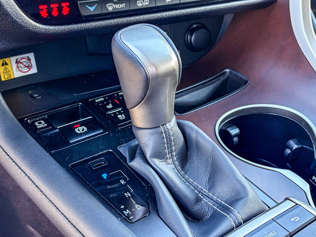 Thumbnail: 2022 Lexus RX - 13