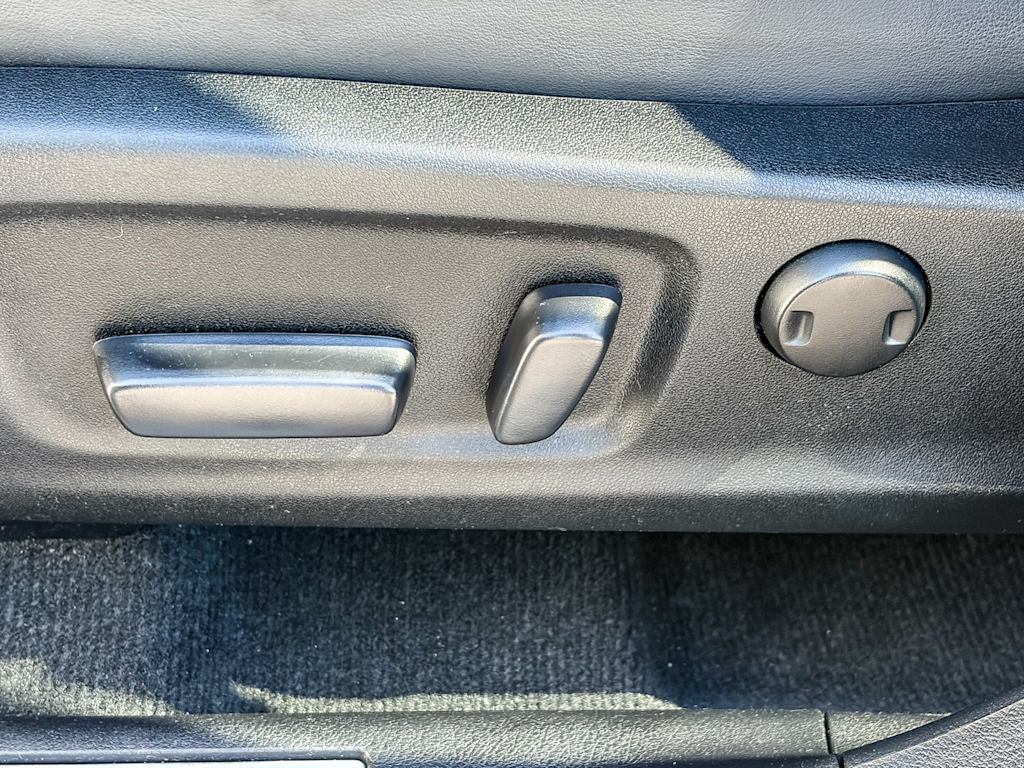 Thumbnail: 2022 Lexus RX - 25