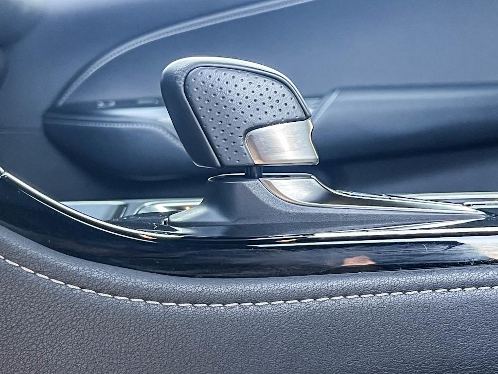 Thumbnail: 2025 Lexus ES - 6