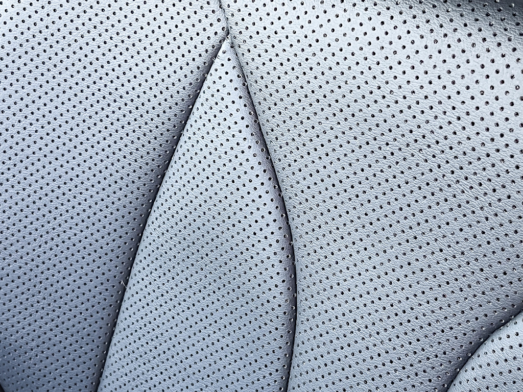 Thumbnail: 2025 Lexus ES - 26