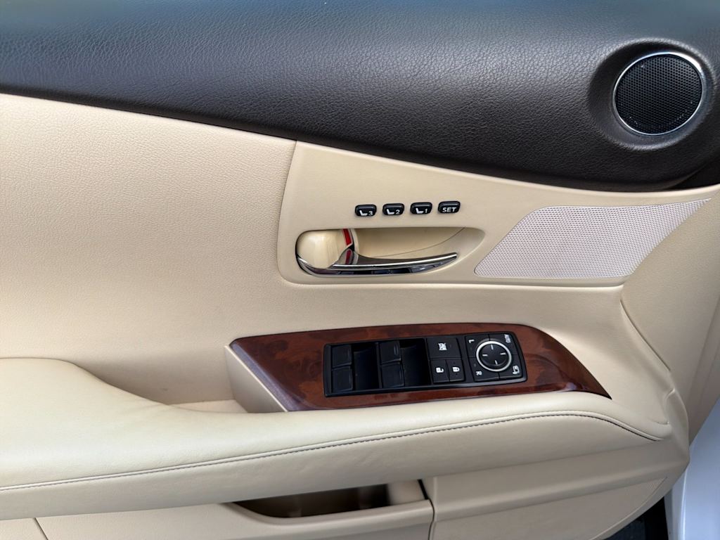 Thumbnail: 2013 Lexus RX - 20