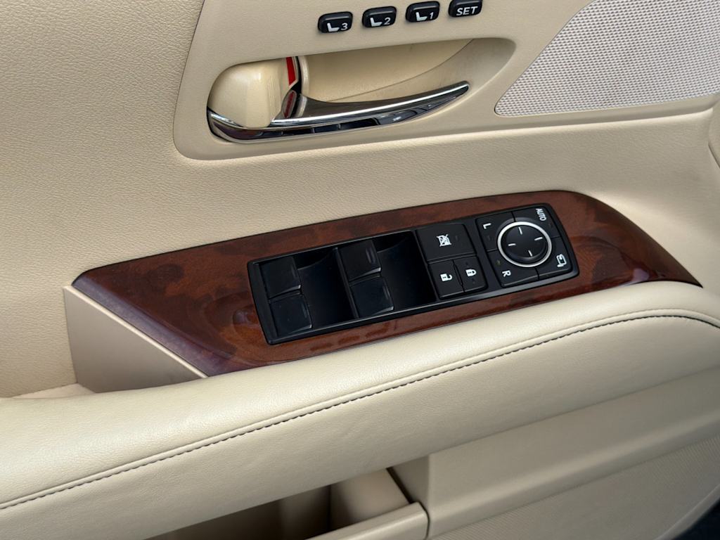 Thumbnail: 2013 Lexus RX - 21