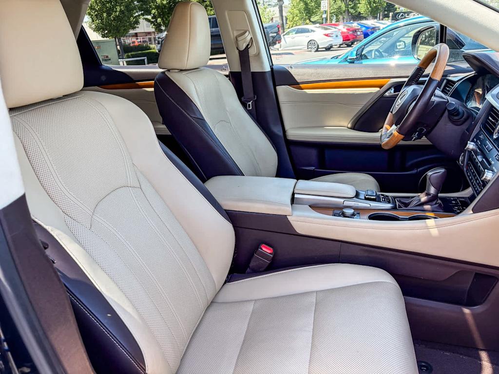 Thumbnail: 2019 Lexus RX - 9