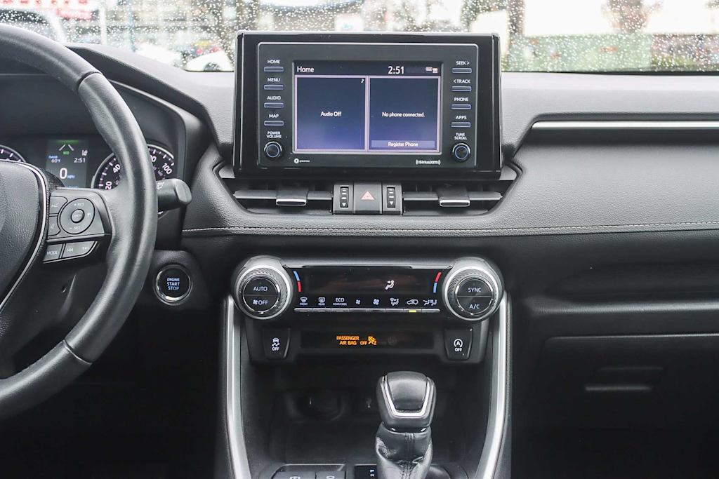 Thumbnail: 2021 Toyota RAV4 - 12