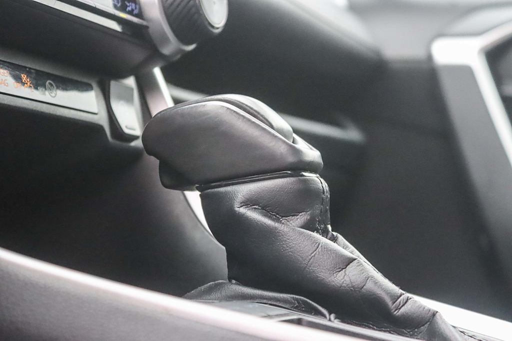 Thumbnail: 2021 Toyota RAV4 - 6