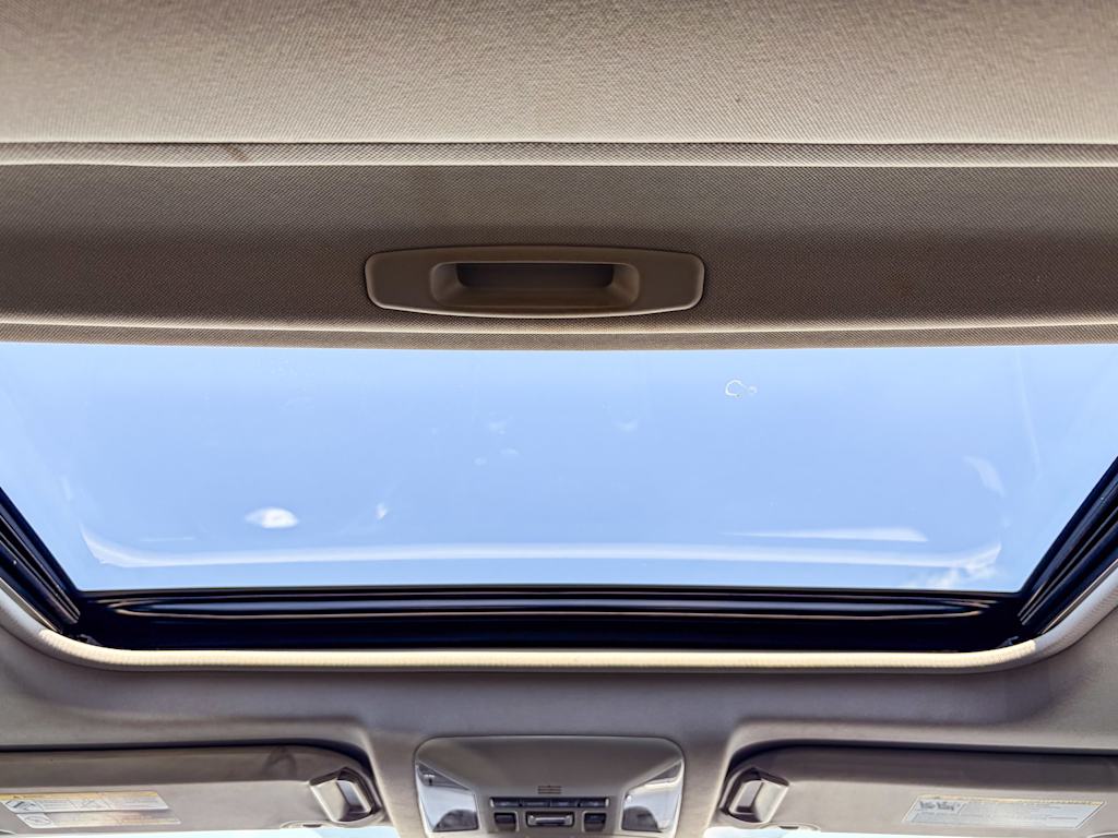 Thumbnail: 2020 Toyota RAV4 - 22