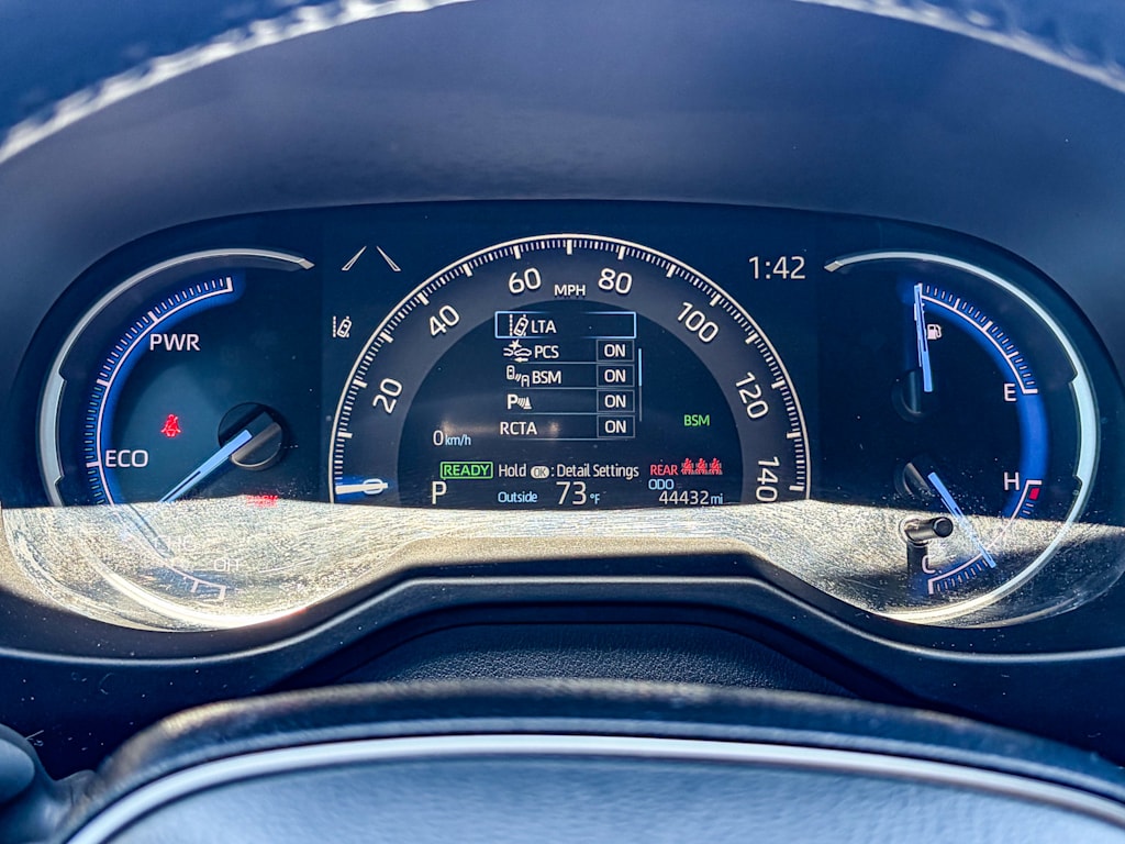 Thumbnail: 2020 Toyota RAV4 - 14