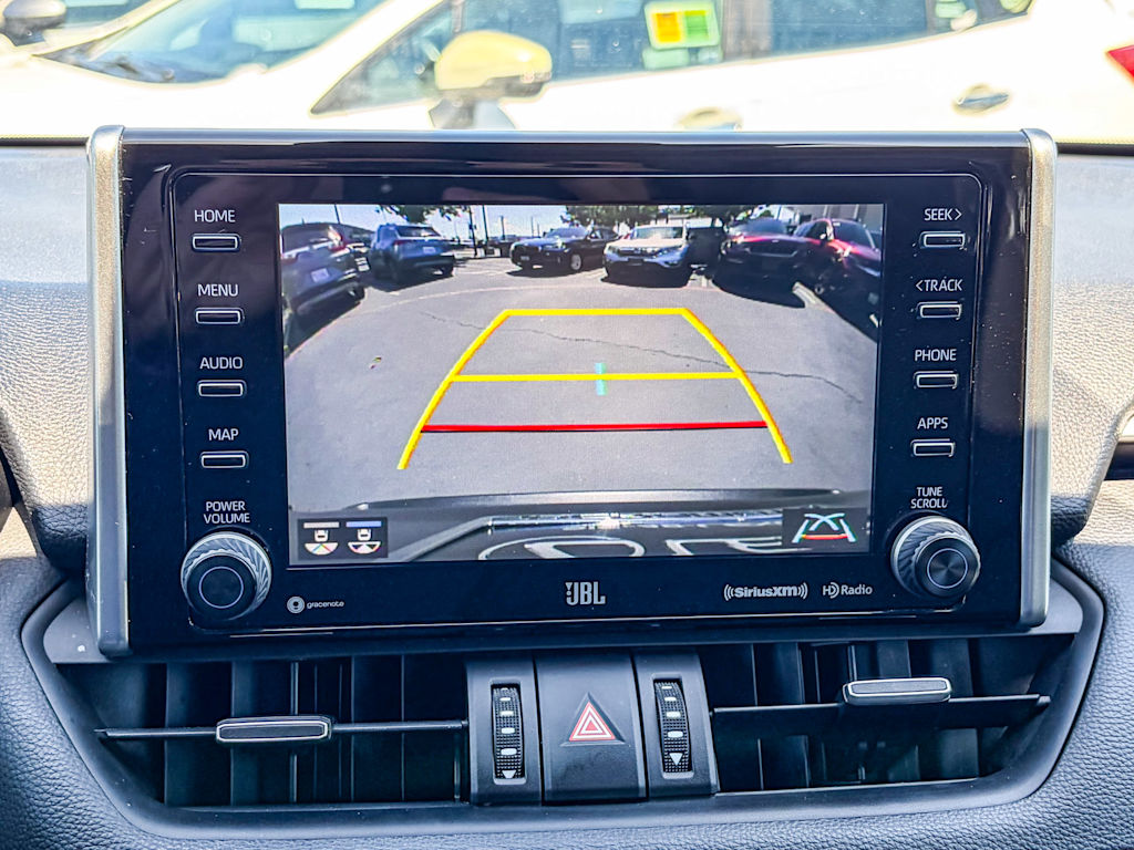 Thumbnail: 2020 Toyota RAV4 - 26