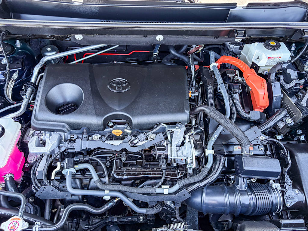 Thumbnail: 2020 Toyota RAV4 - 7