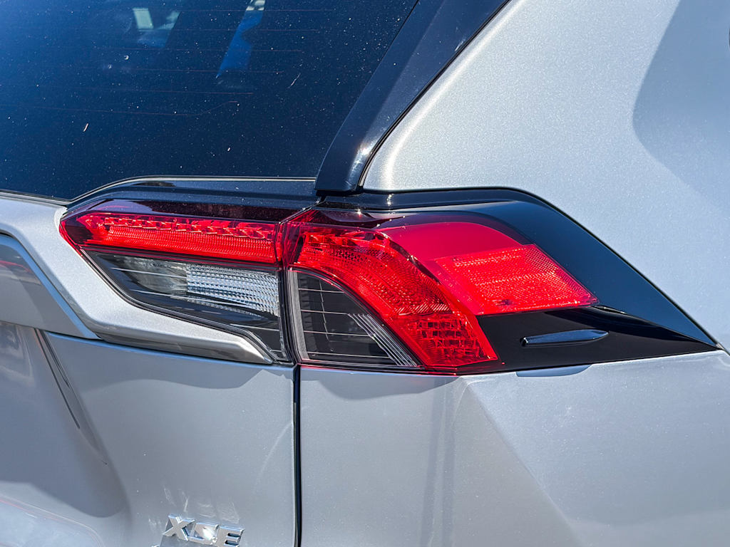 Thumbnail: 2019 Toyota RAV4 - 29