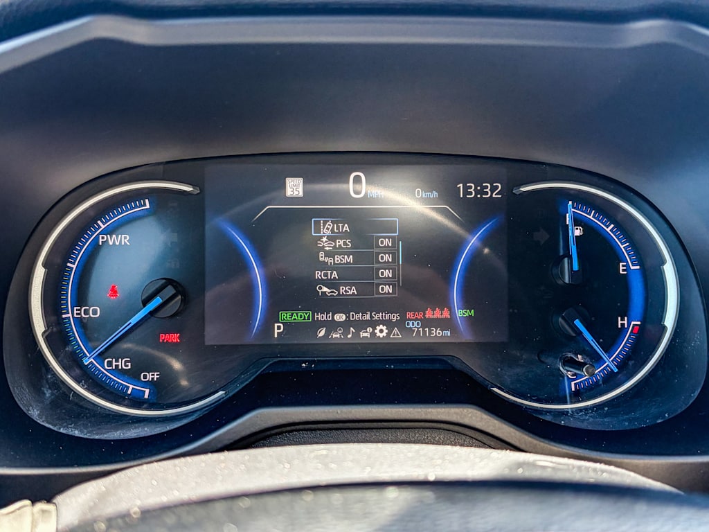 Thumbnail: 2019 Toyota RAV4 - 18