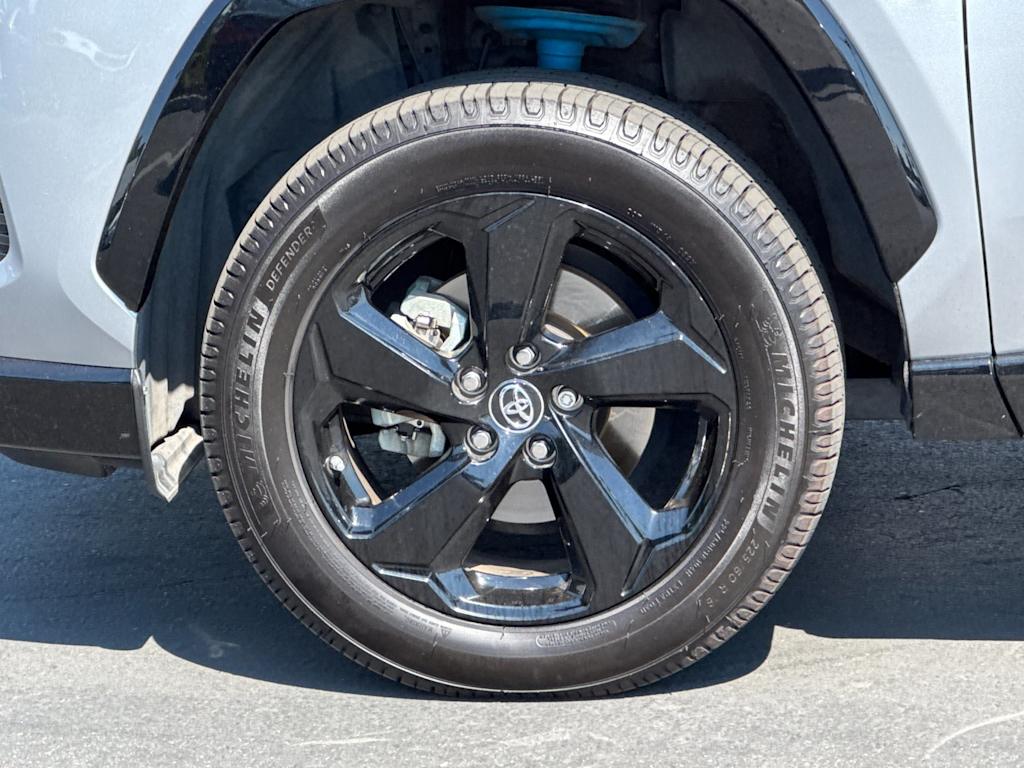 Thumbnail: 2019 Toyota RAV4 - 60