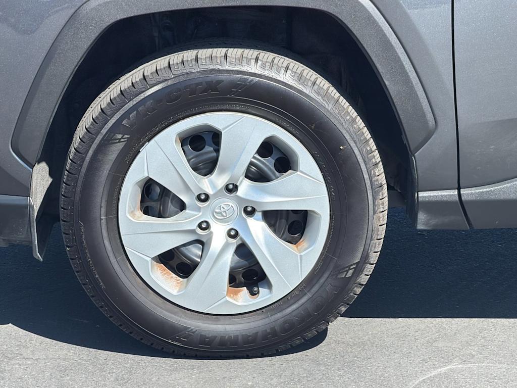 Thumbnail: 2023 Toyota RAV4 - 8
