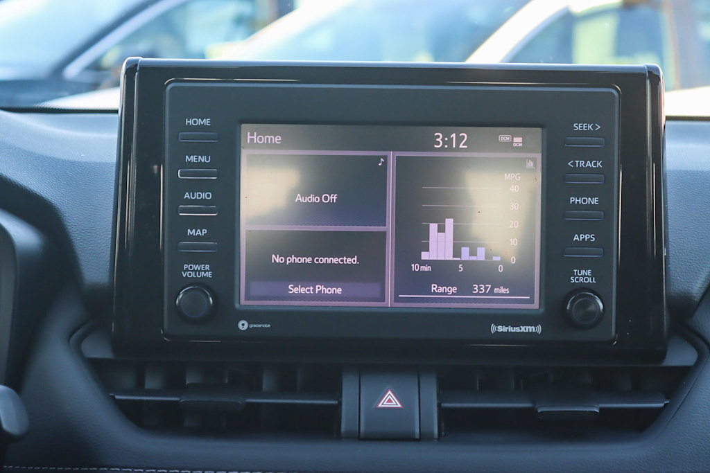 Thumbnail: 2020 Toyota RAV4 - 21