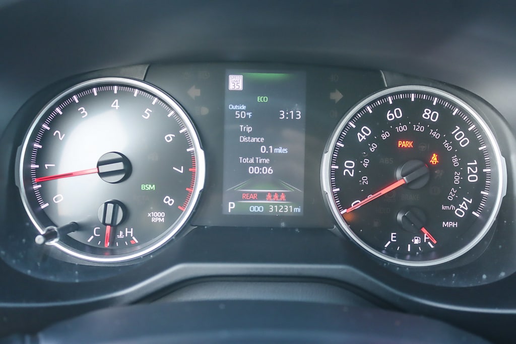 Thumbnail: 2020 Toyota RAV4 - 14