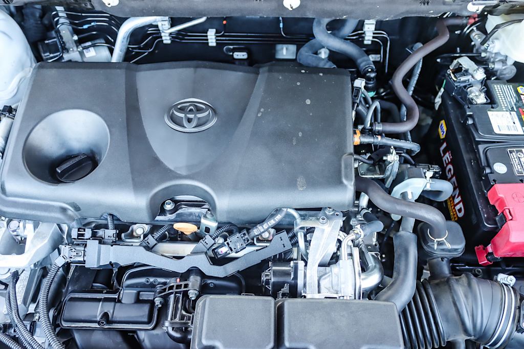 Thumbnail: 2020 Toyota RAV4 - 7