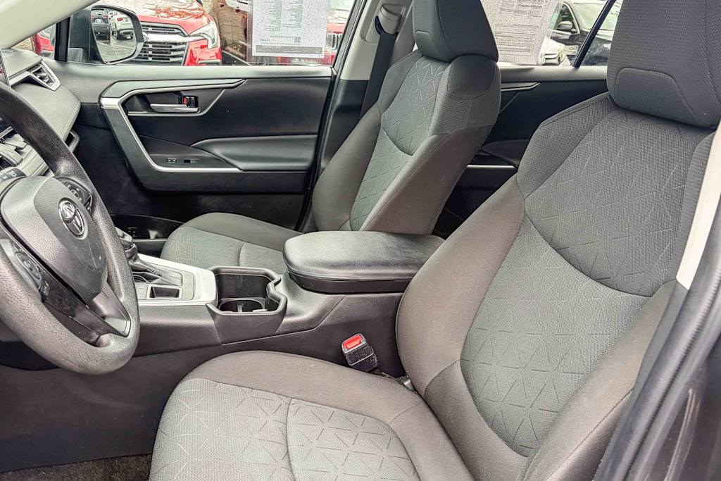 Thumbnail: 2023 Toyota RAV4 - 10