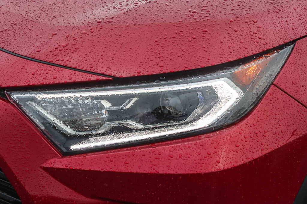 Thumbnail: 2021 Toyota RAV4 - 15