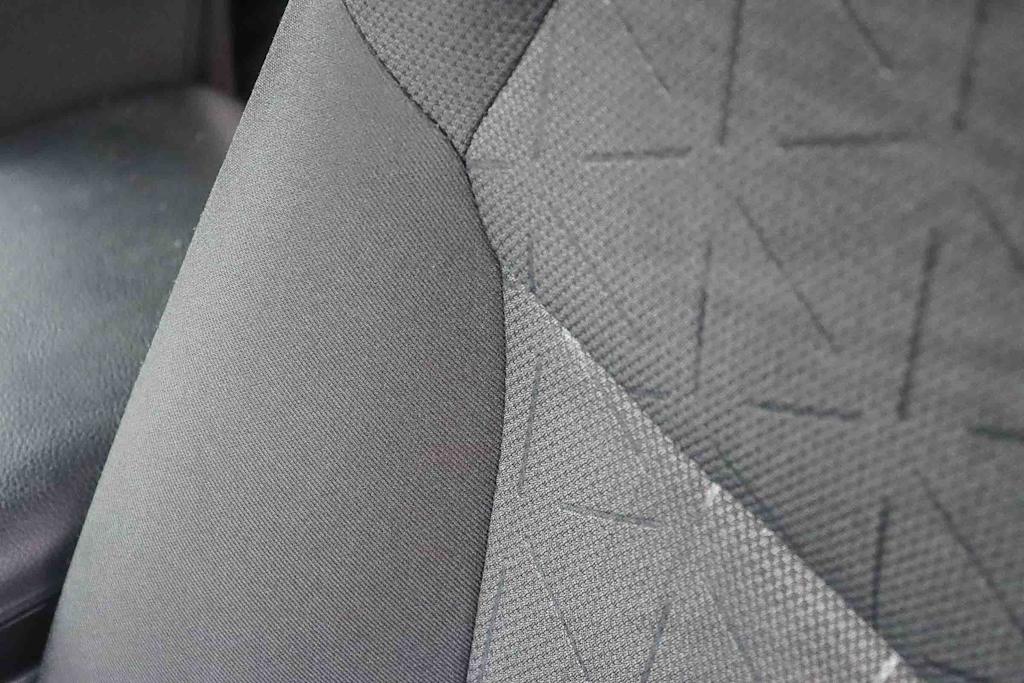 Thumbnail: 2021 Toyota RAV4 - 24