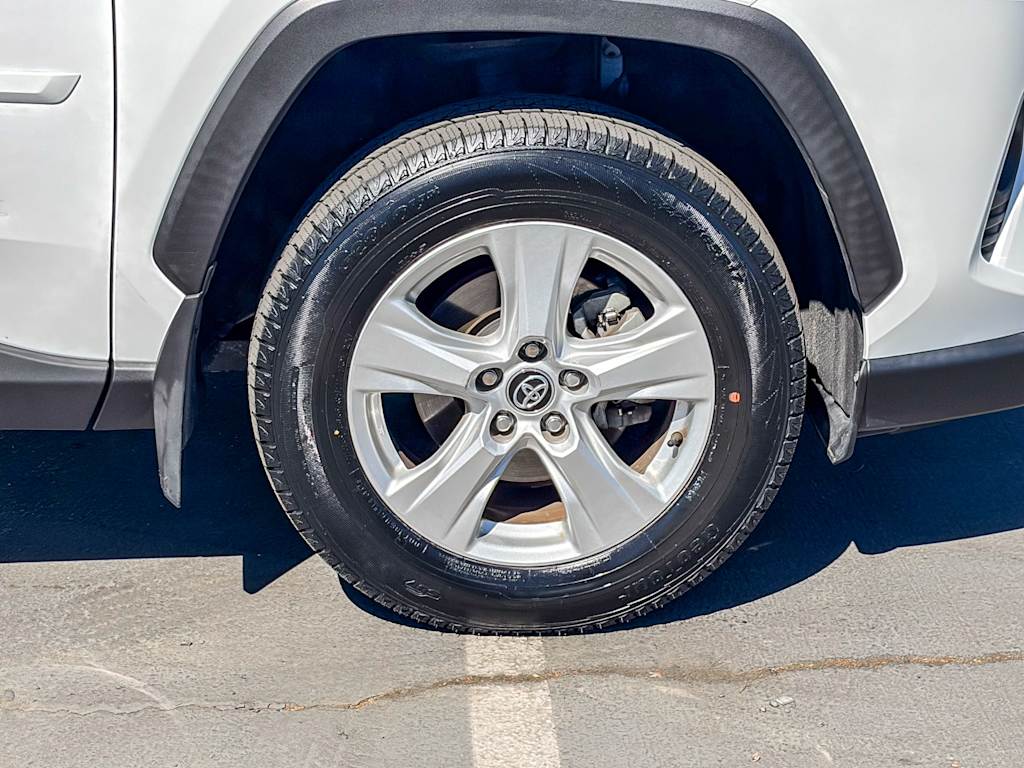 Thumbnail: 2020 Toyota RAV4 - 6