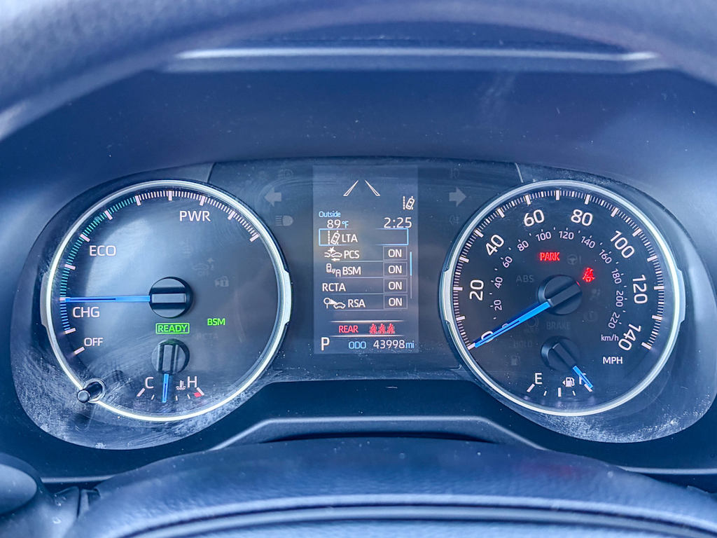 Thumbnail: 2020 Toyota RAV4 - 14