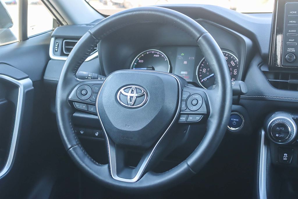 Thumbnail: 2020 Toyota RAV4 - 8