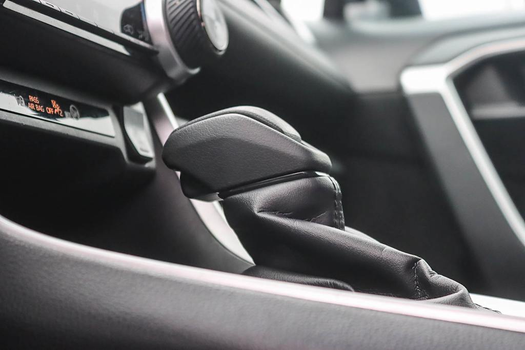 Thumbnail: 2023 Toyota RAV4 - 25