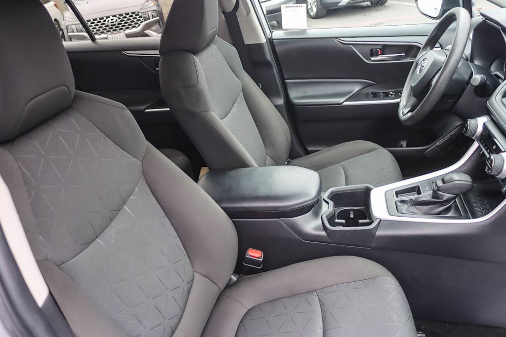 Thumbnail: 2023 Toyota RAV4 - 9