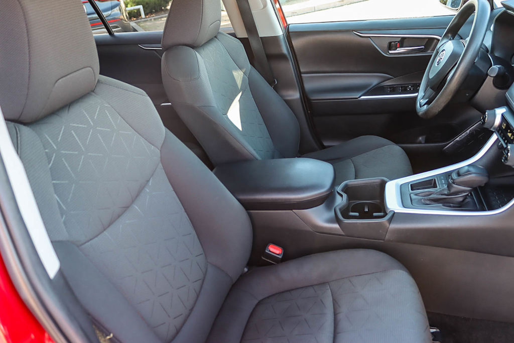 Thumbnail: 2023 Toyota RAV4 - 9