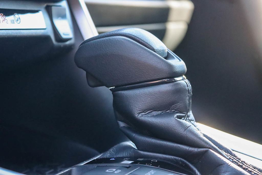 Thumbnail: 2023 Toyota RAV4 - 26