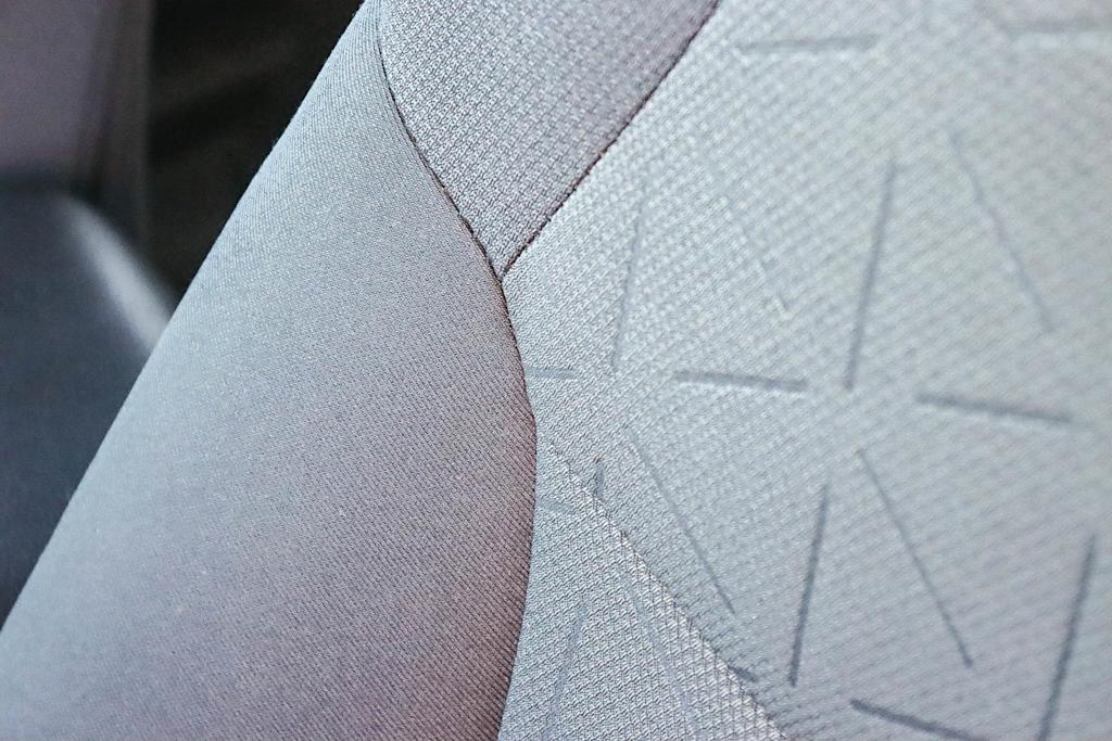 Thumbnail: 2023 Toyota RAV4 - 28