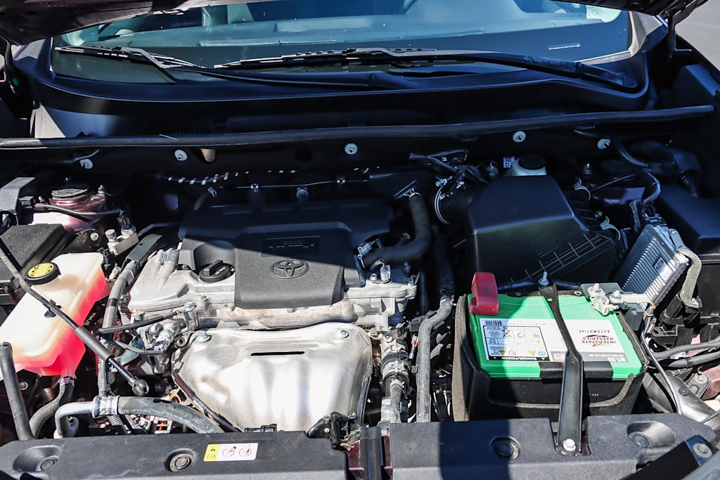 2018 Toyota RAV4 XLE 7