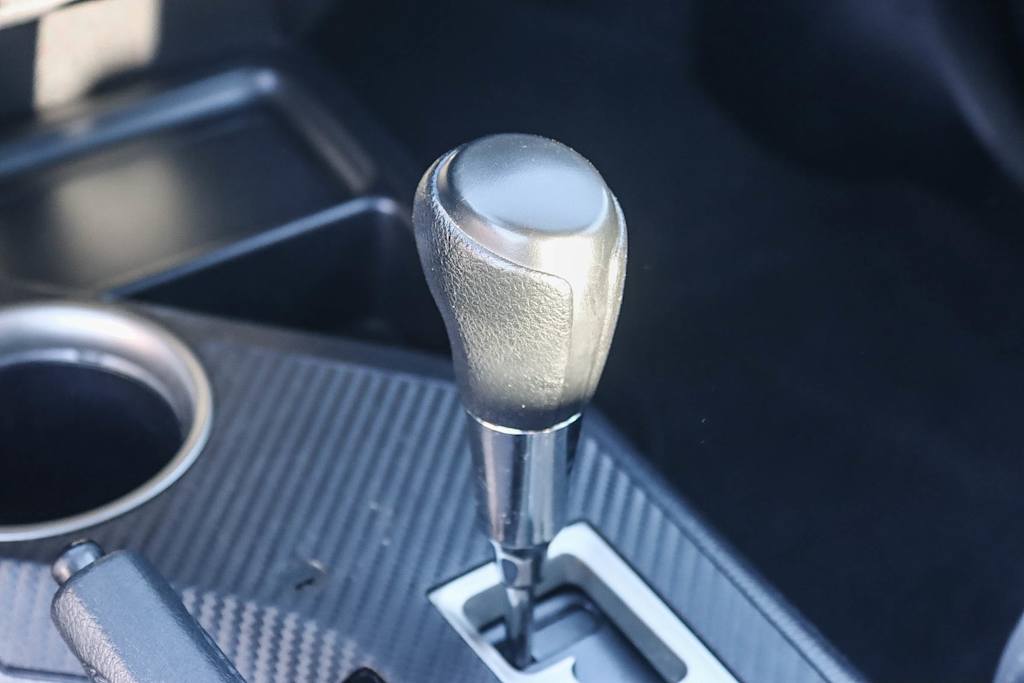 Thumbnail: 2014 Toyota RAV4 - 13